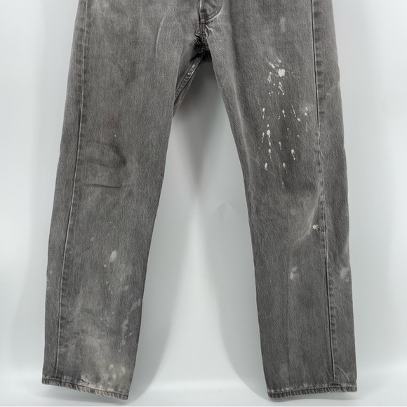 Levi’s Men’s Straight Fit Jeans Gray Distressed Splatter 100% Cotton 32x32 - Picture 4 of 10